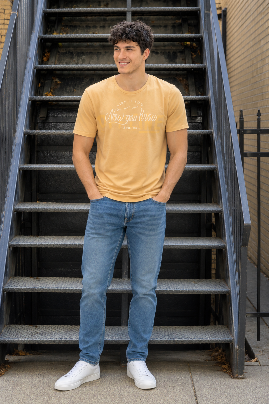 Men Round Neck Chest Print Half Sleeves T-Shirt