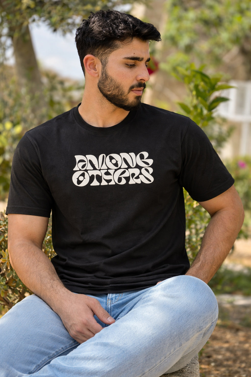 Men Round Neck Chest Print Half Sleeves T-Shirt