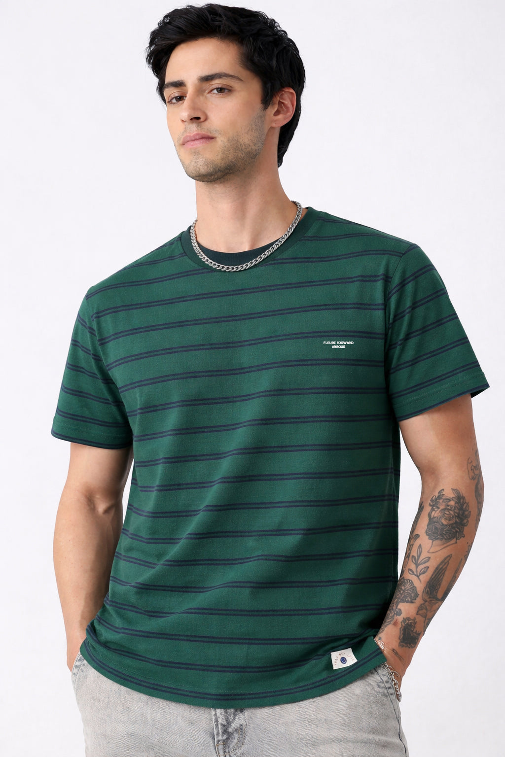 Men Round Neck Stripes Half Sleeves T-Shirt