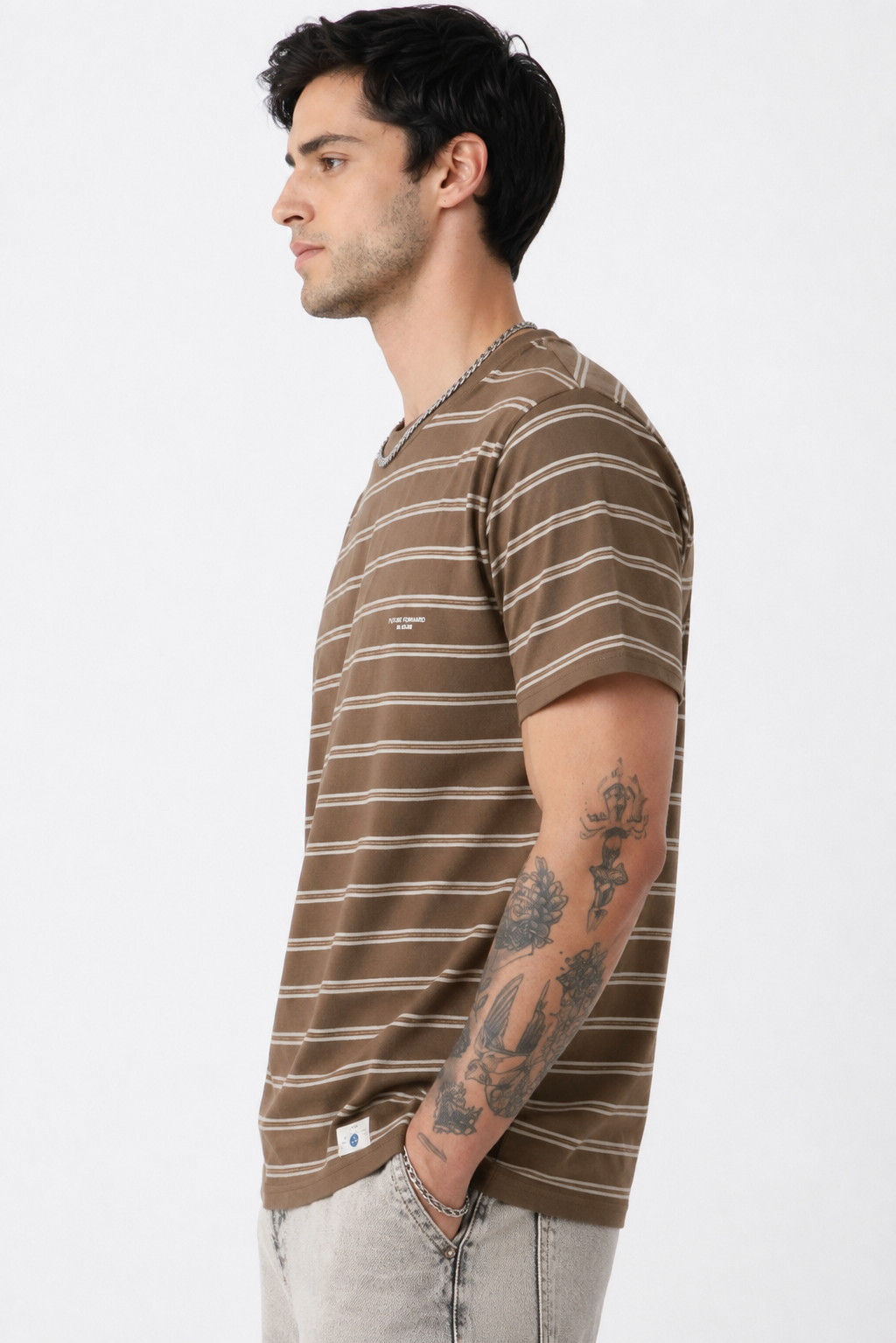 Men Round Neck Stripes Half Sleeves T-Shirt