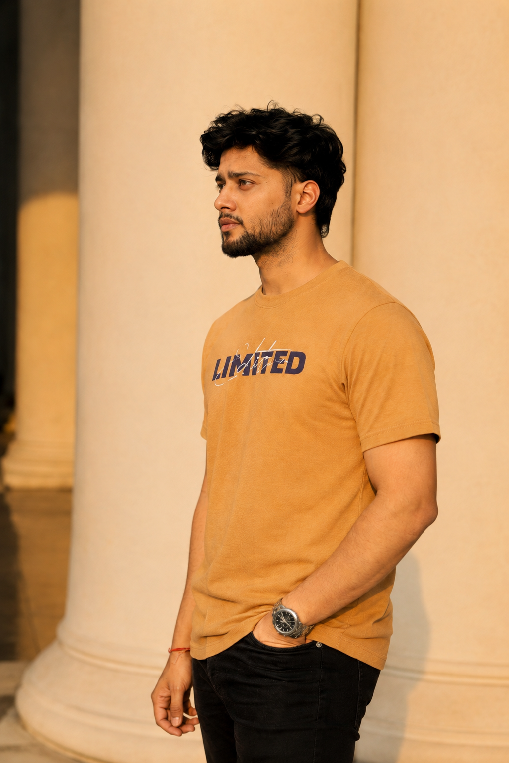 Men Round Neck Chest Print Half Sleeves T-Shirt