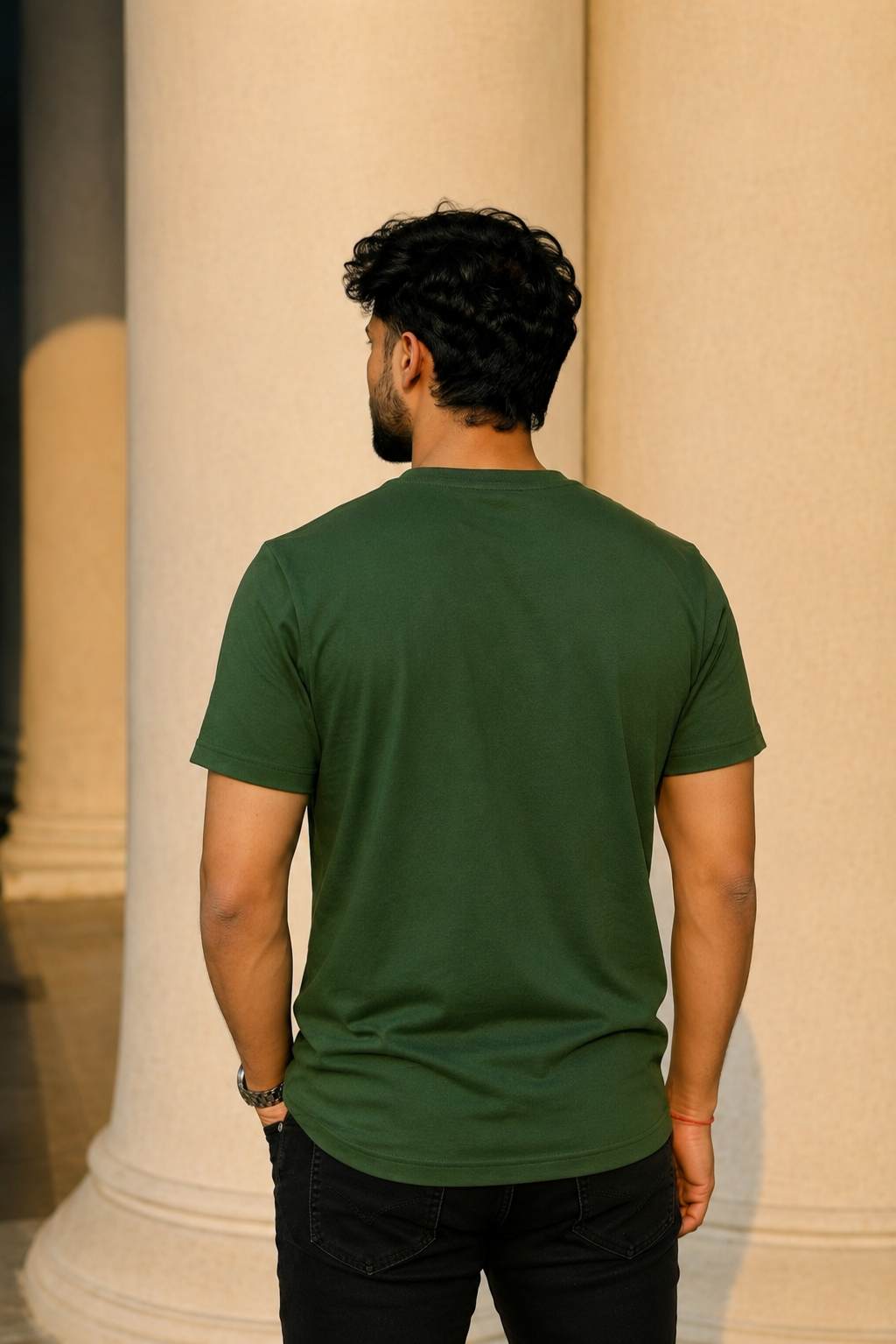 Men Round Neck Chest Print Half Sleeves T-Shirt