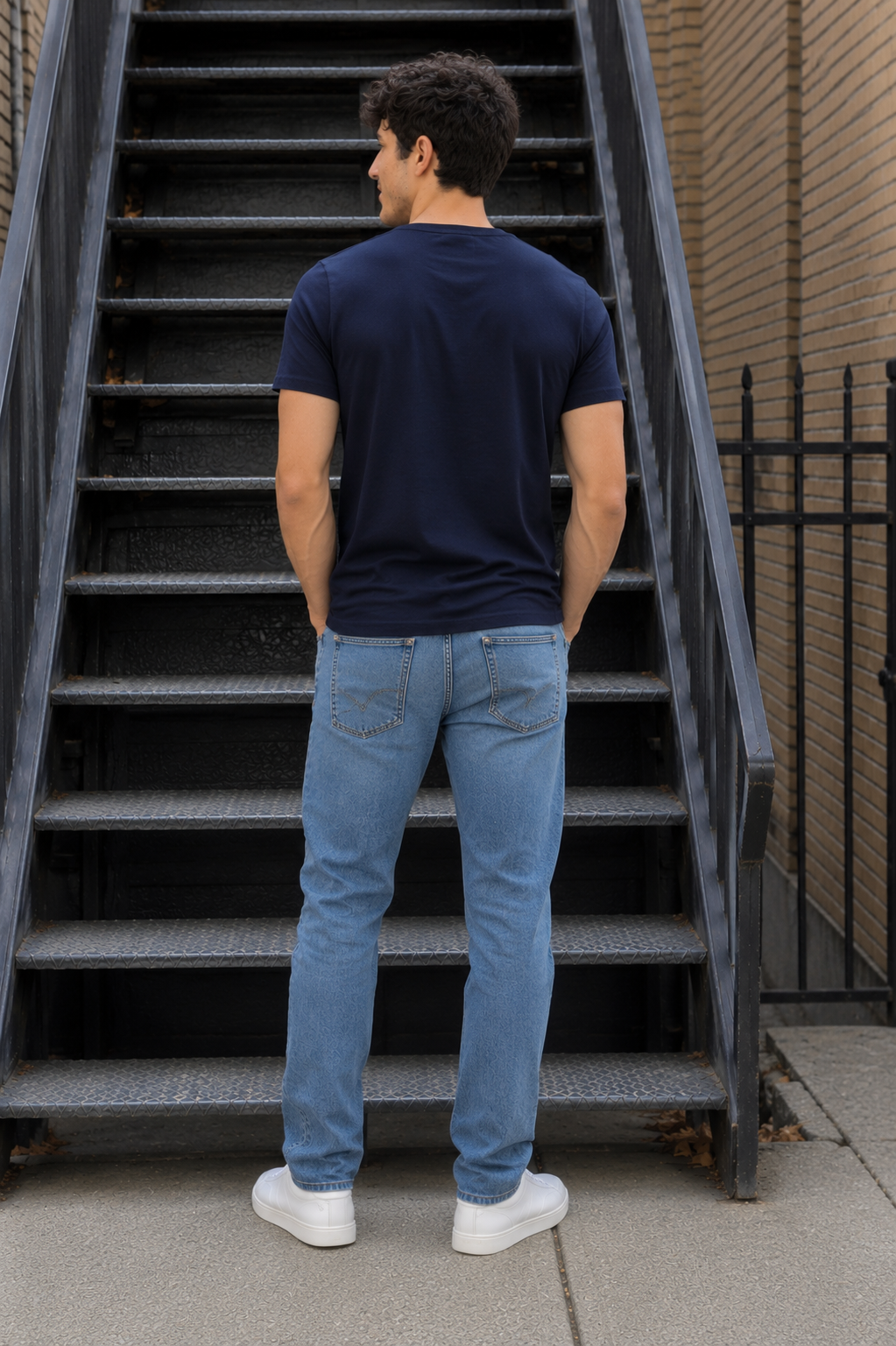 Men Round Neck Chest Print Half Sleeves T-Shirt