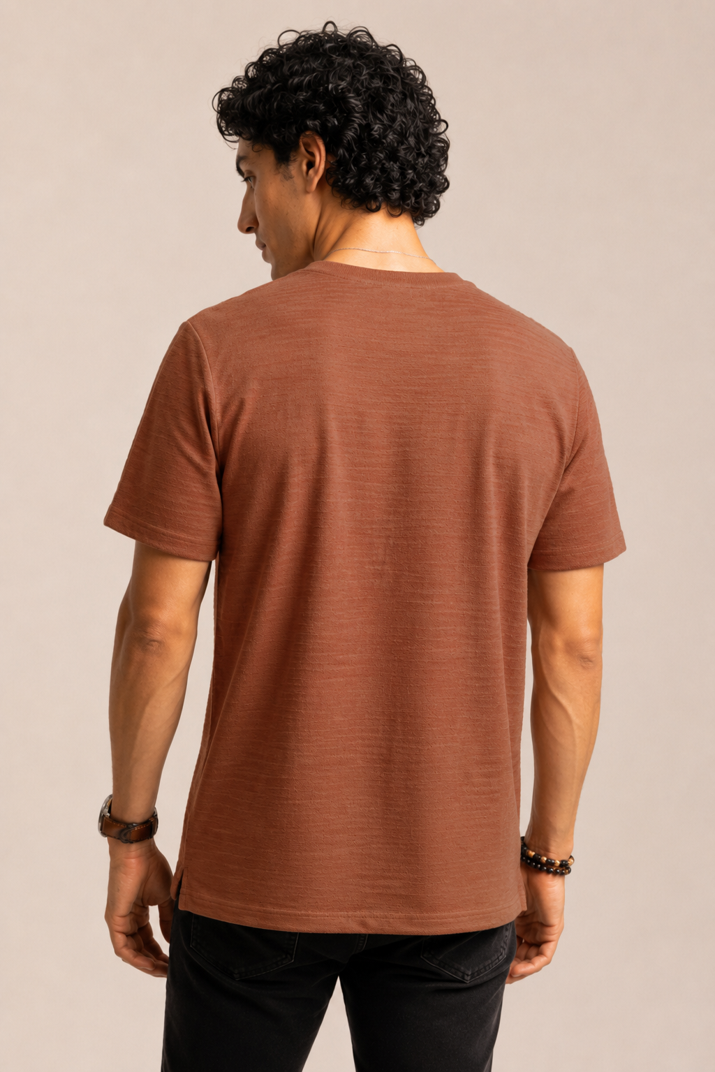 Men Round Neck Solid Pocket Half Sleeves T-Shirt