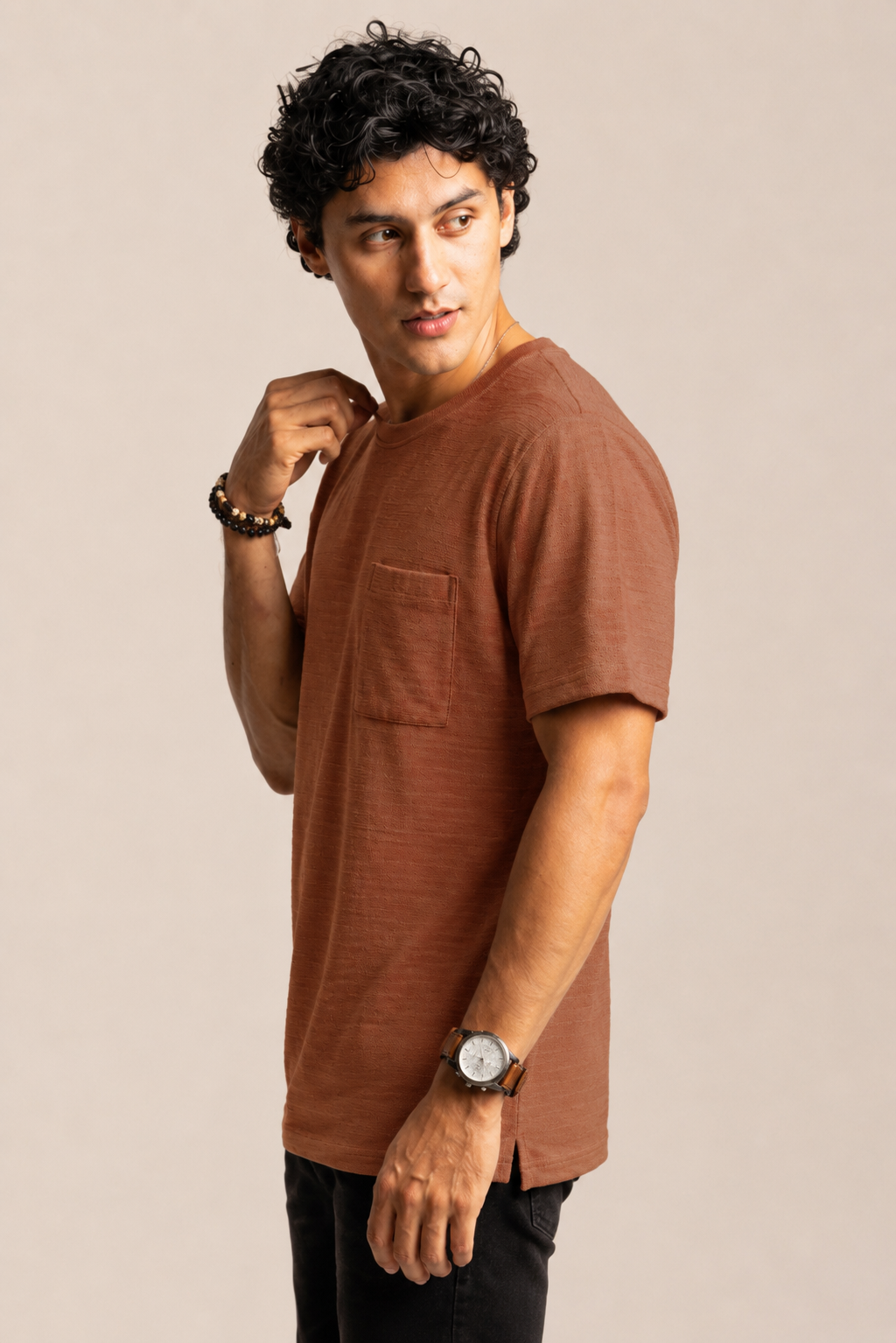 Men Round Neck Solid Pocket Half Sleeves T-Shirt