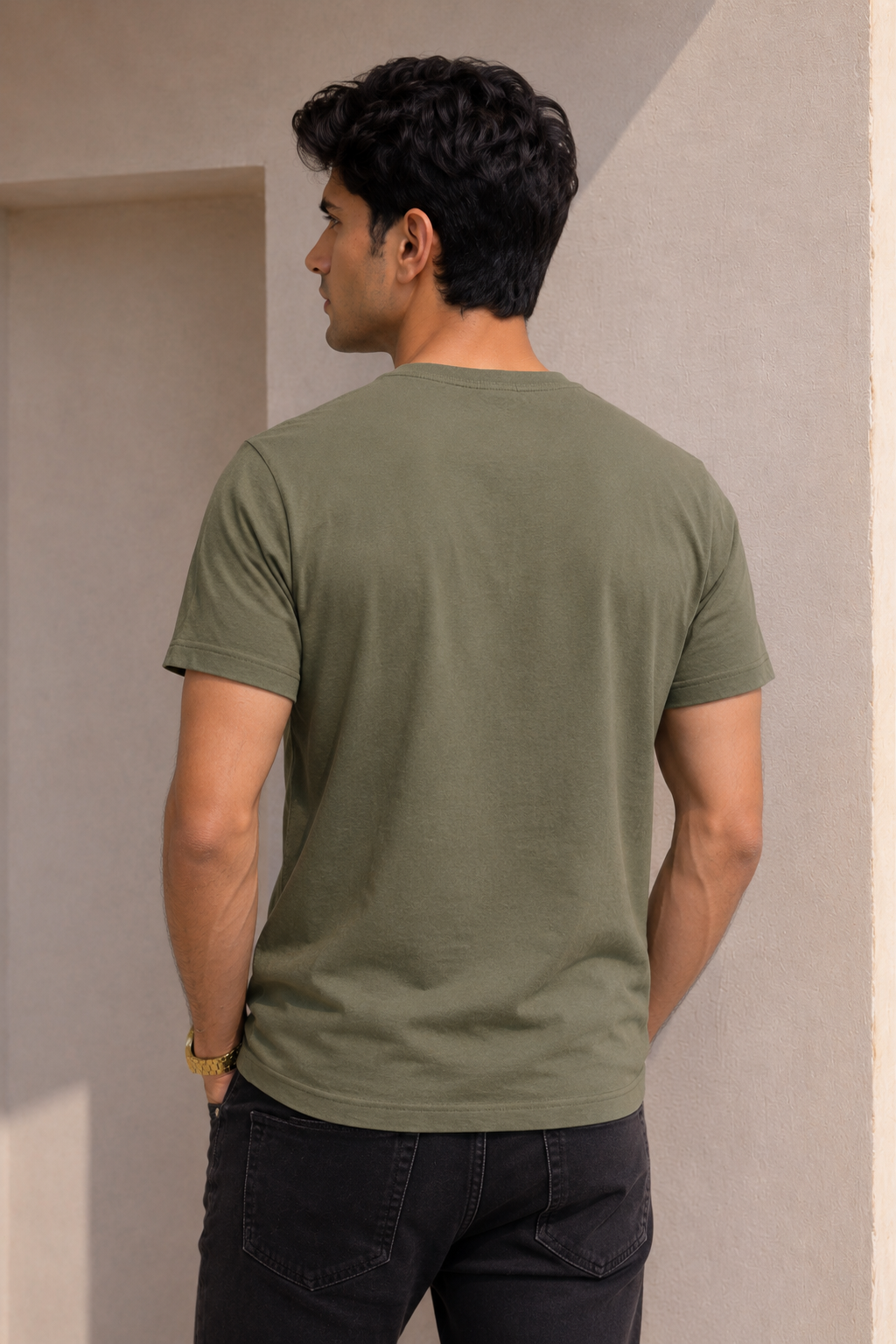 Men Round Neck Chest Prnit Half Sleeves T-Shirt