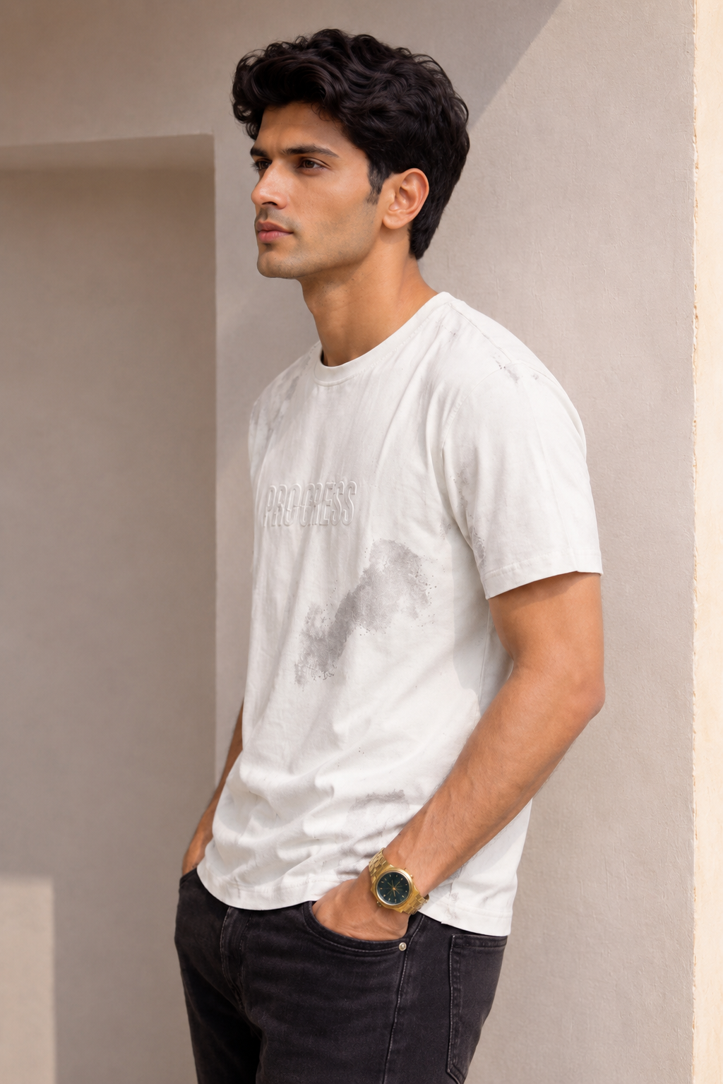 Men Round Neck Chest Prnit Half Sleeves T-Shirt