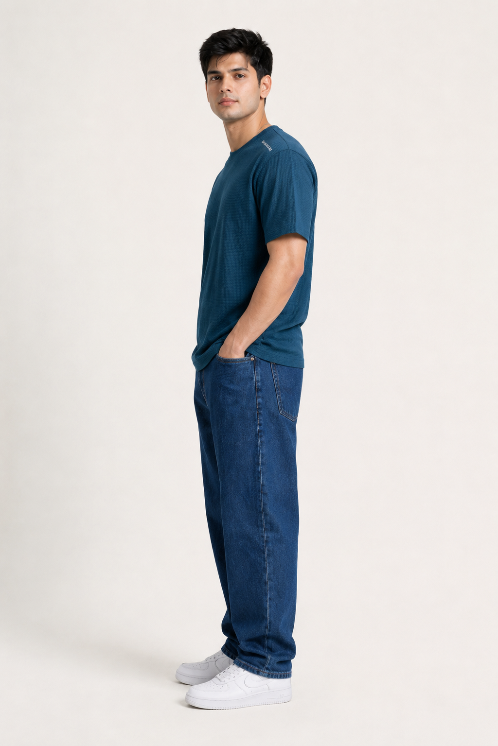 Men Round Neck Solid Half Sleeves T-Shirt