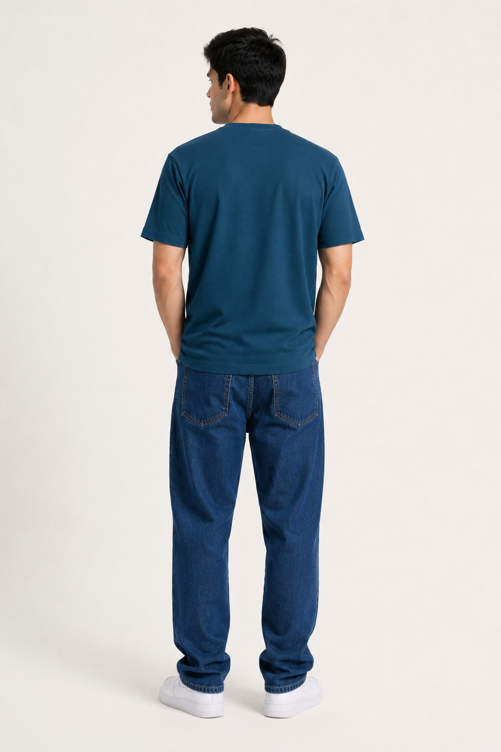 Men Round Neck Solid Half Sleeves T-Shirt