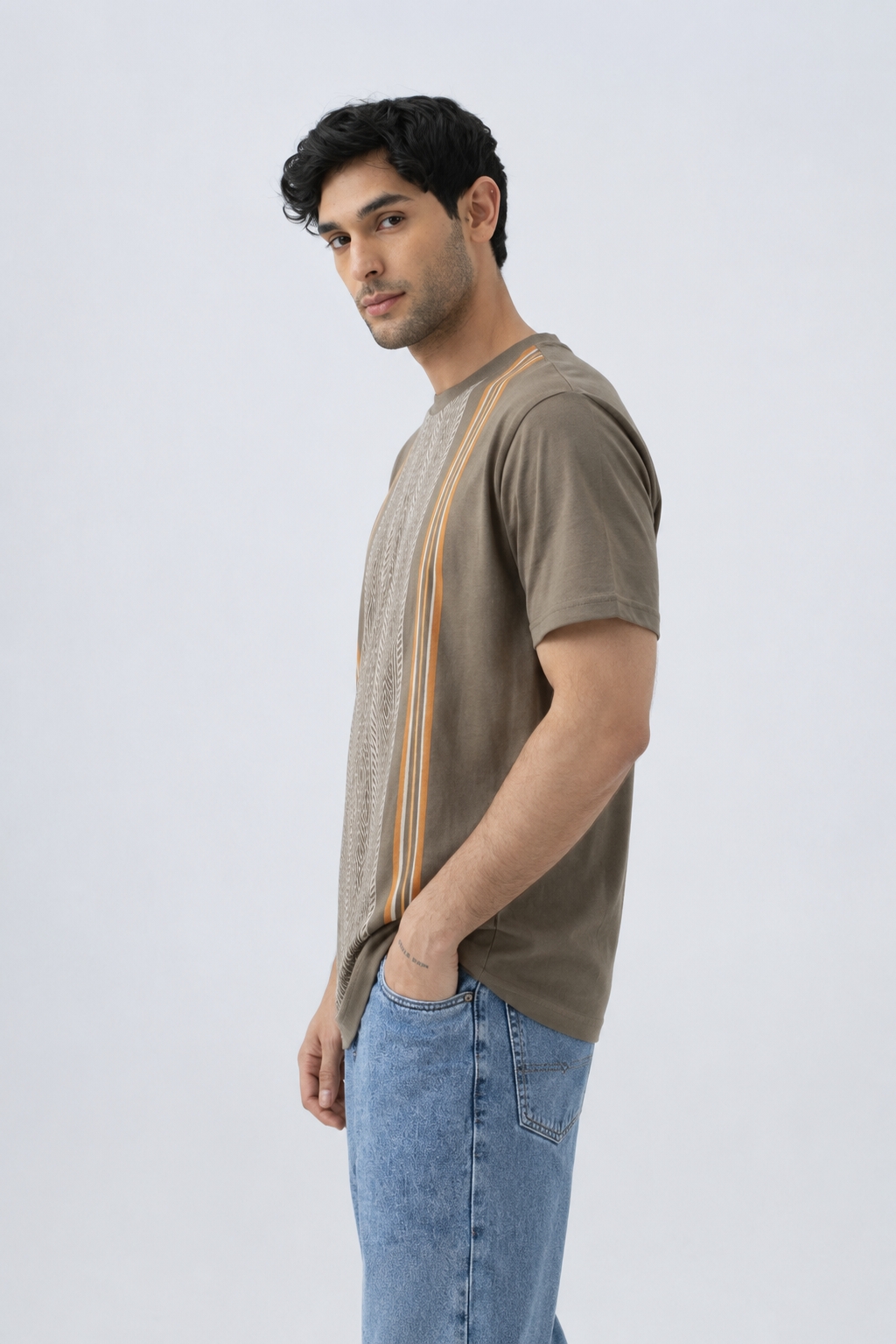 Men Round Neck Half Sleeves T-Shirt
