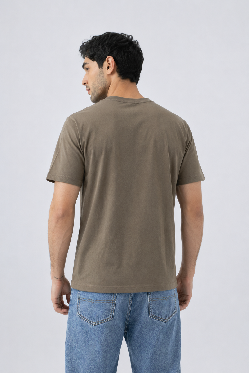 Men Round Neck Half Sleeves T-Shirt
