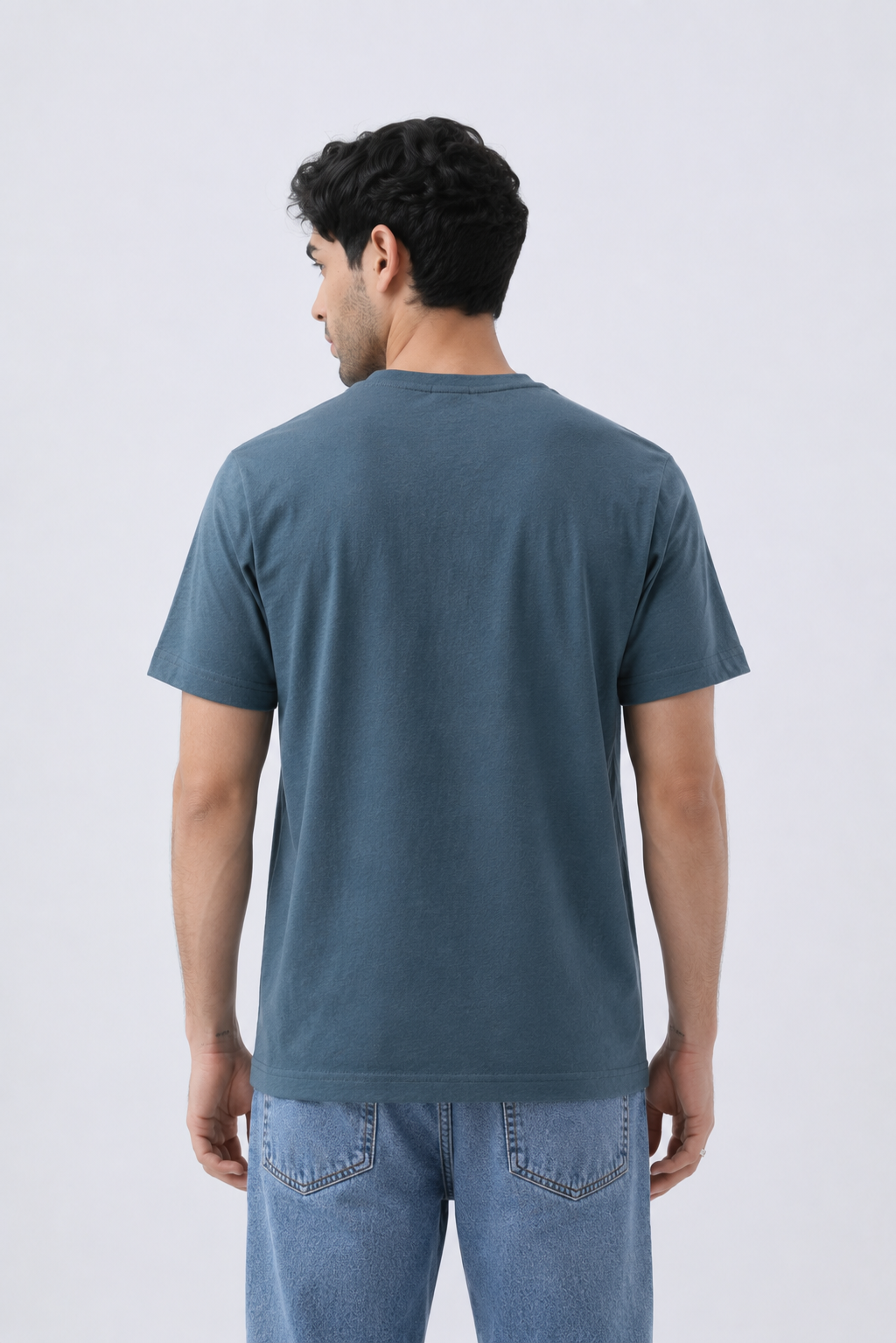 Men Round Neck Half Sleeves T-Shirt