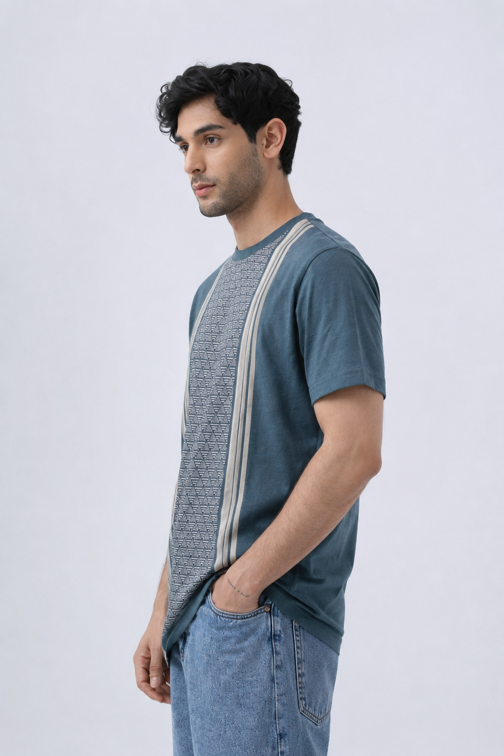 Men Round Neck Half Sleeves T-Shirt