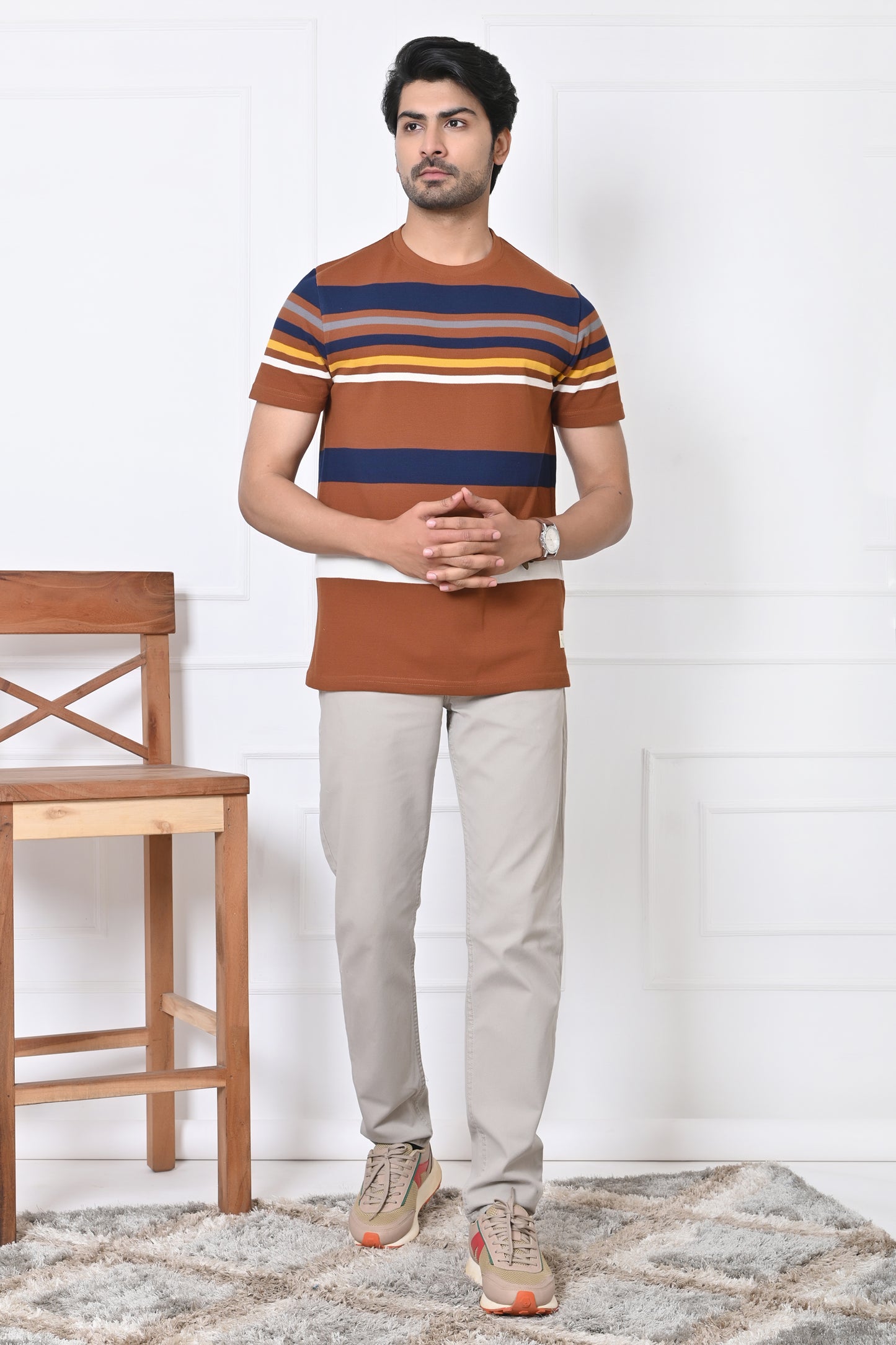 Men Round Neck Stripes Half Sleeves T-Shirt